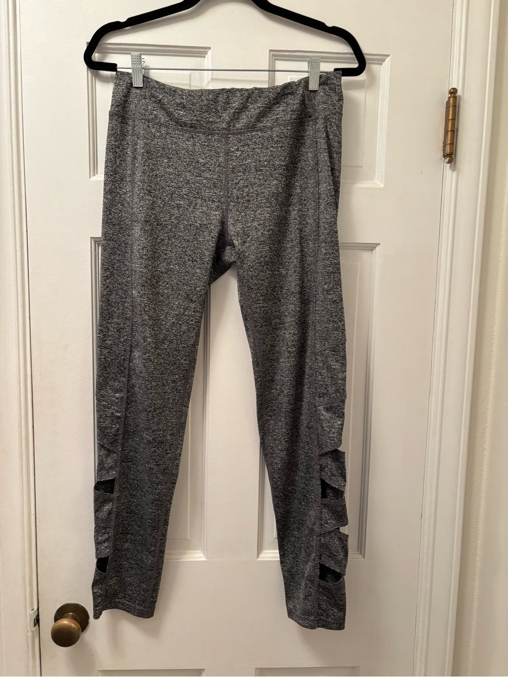Zone Pro Women’s Grey & WhiteActive Leggings with Side Cutouts Size Large
